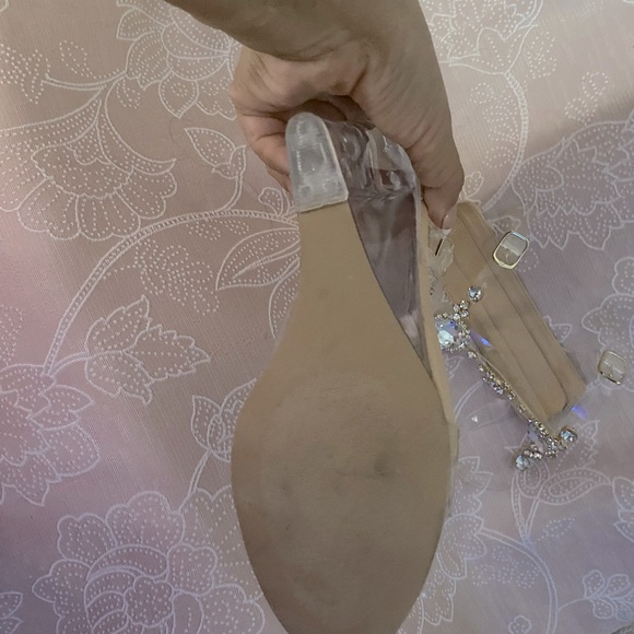 10 wedges with gems all over knee height - Picture 3 of 3